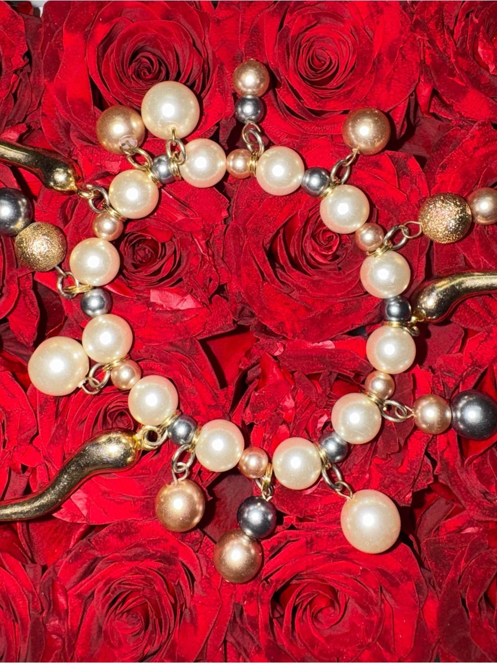 Elegant Pearl & Metallic Charm Bracelet - Ivory and Gold Tones